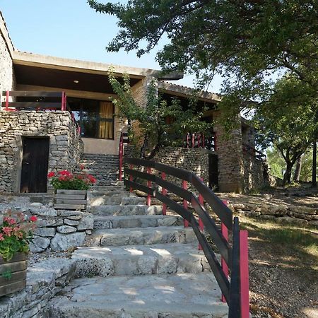Hotel Vvf Luberon Provence Murs  Zewnętrze zdjęcie